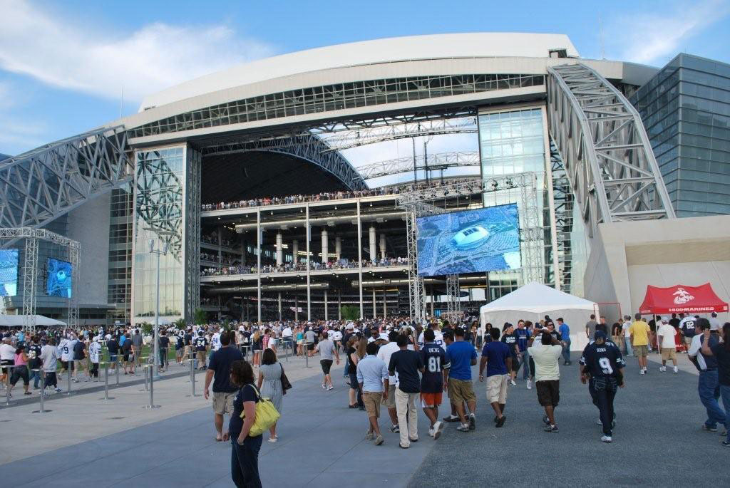 Buy dallas cowboy football tickets